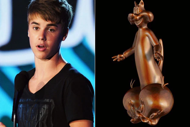 Justin Biebers Private Parts Immortalized As A Sylvester