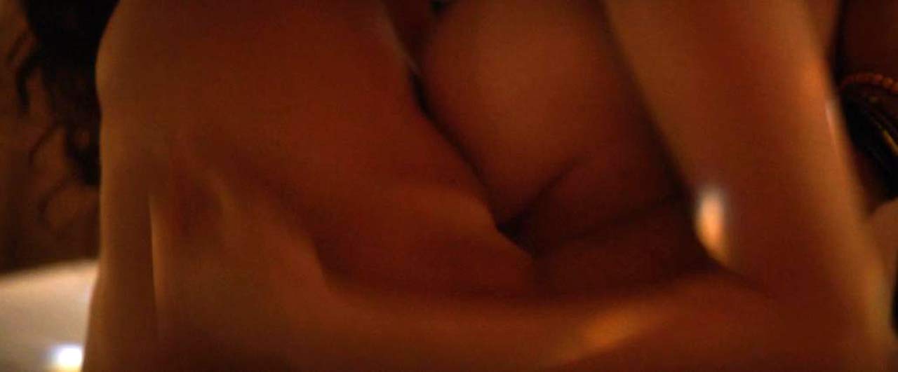 Heather Graham Nude Boobs And Nipples In Sex Scene From