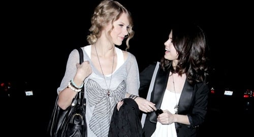 Selena Gomez And Taylor Swift Are Lesbian Lovers