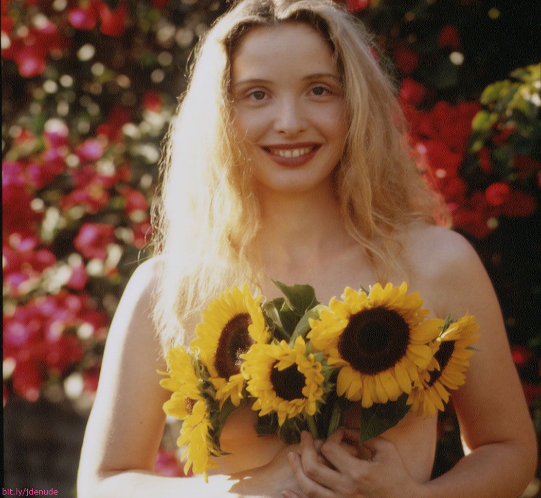Julie Delpy Nude She Went Full Frontal At 18 Years Old 75 Pics