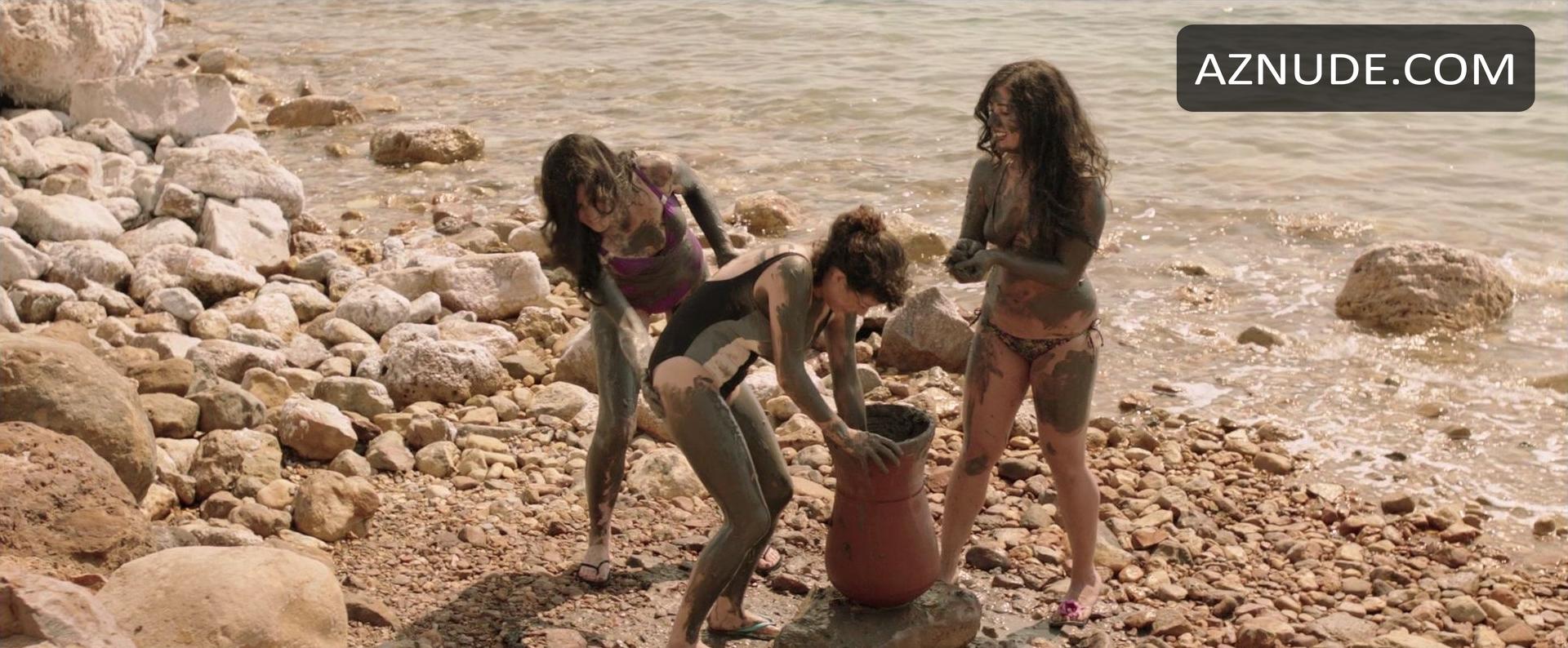 Browse Celebrity Covered In Mud Images Page 2 Aznude