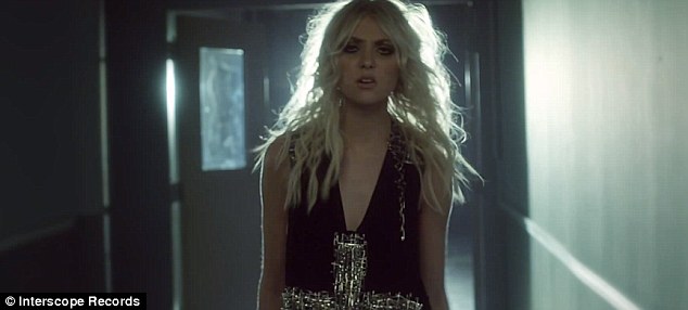 Taylor Momsen Strips Naked In Provocative Video For Single Heaven Knows