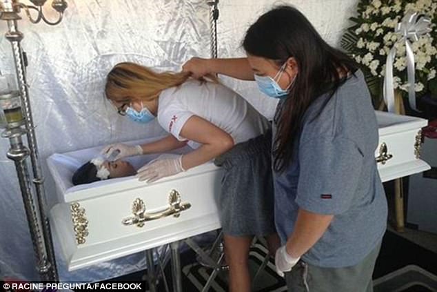 Bone Cancer Victim Fulfills Wish To Die Beautiful Daily Mail Online