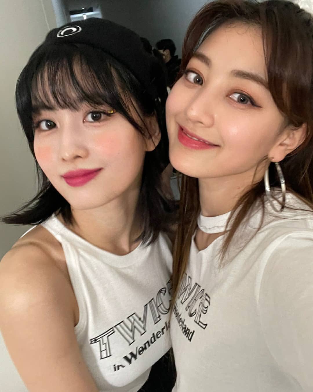 Jihyo And Momo Twice Jyp Ent Photo 43825013 Fanpop