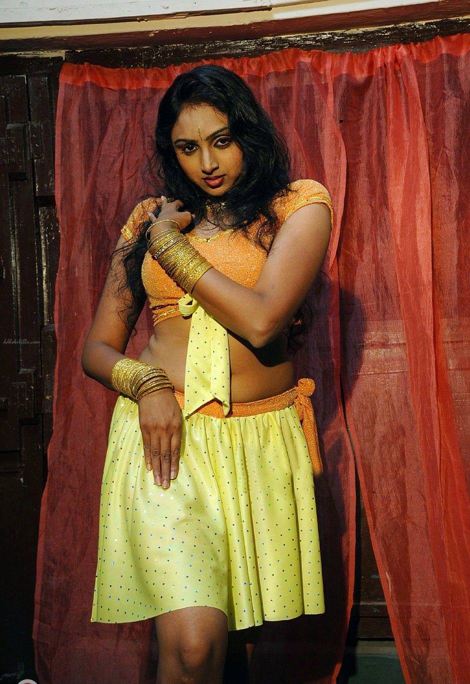 Waheeda Hot Photos Showing Cleavage And Navel Indian Actress