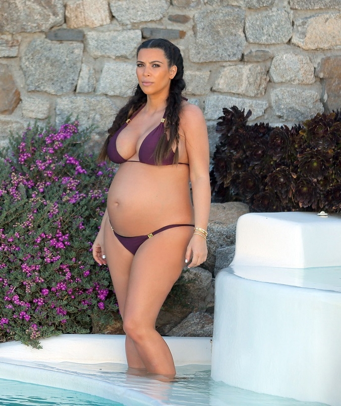 Kim Kardashian Pregnant Bikini Body Just Fab Celebs