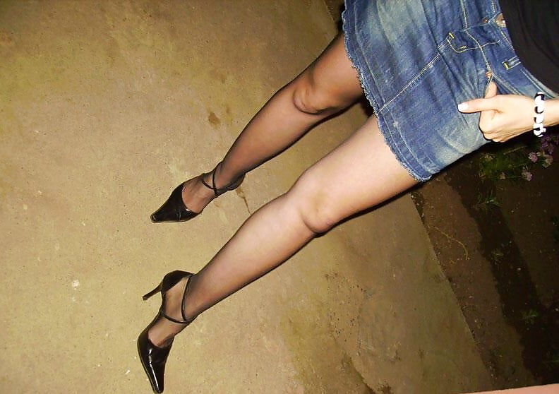 Sexy Legs In Nylons And Fetish High Heels 121 Imgs