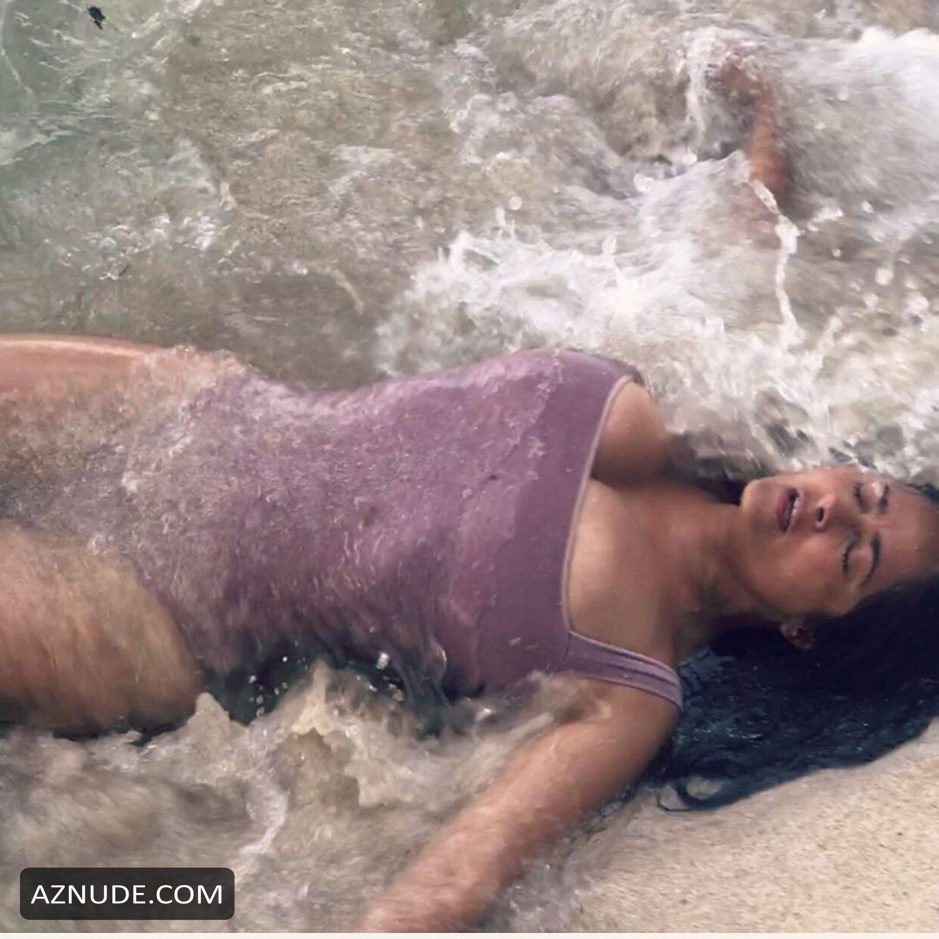 Salma Hayek Puts On A Busty Display As She Almost Drowns