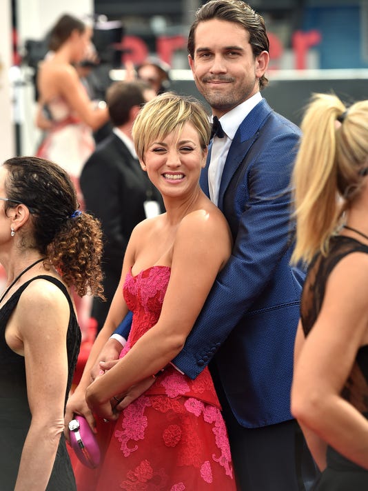 Kaley Cuoco Responds To Nude Leak With Funny Nsfw Shot