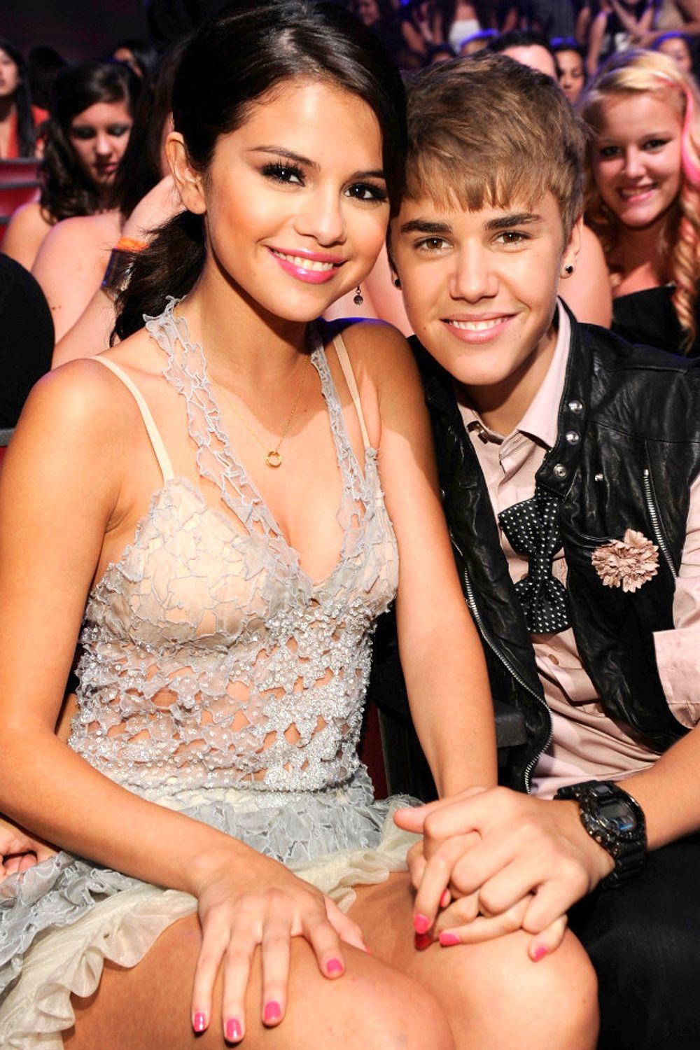Selena Gomezs Grandad Speaks Out About Her Love Split From Justin
