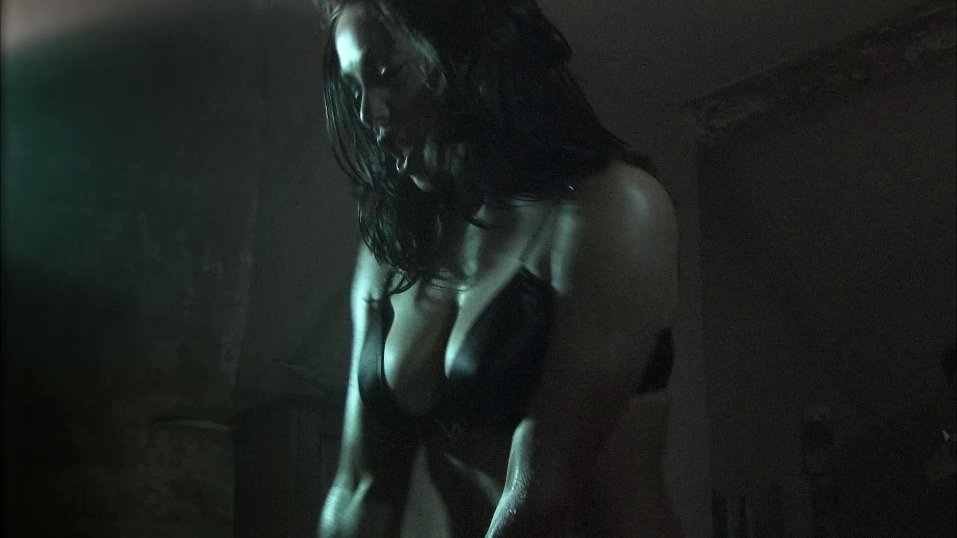 Nude Video Celebs Movie Evil Aliens