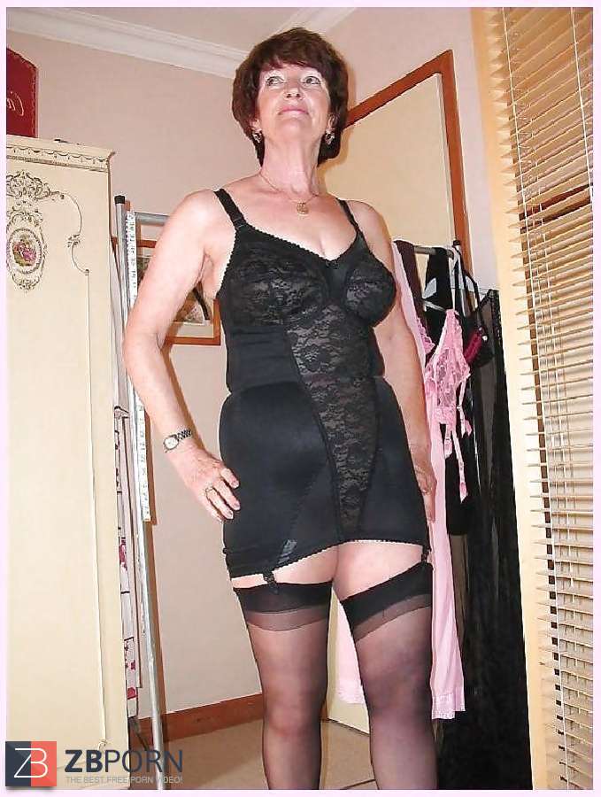 Mum Wears Her Girdle For Hookup Zb Porn