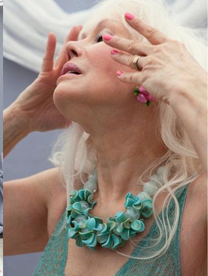 Foto Aksi Nenek 73 Tahun Saat Pose Pakai Bikini Hingga Lingerie