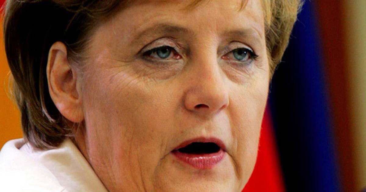 Merkel Er Til Eksamen Ved Østersøen