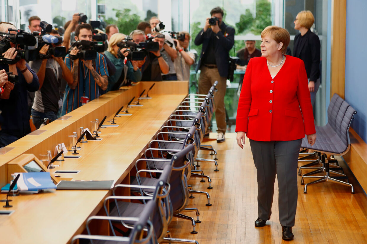 Merkel Efter Rysteture Jeg Har Det Godt Bt Udland Btdk