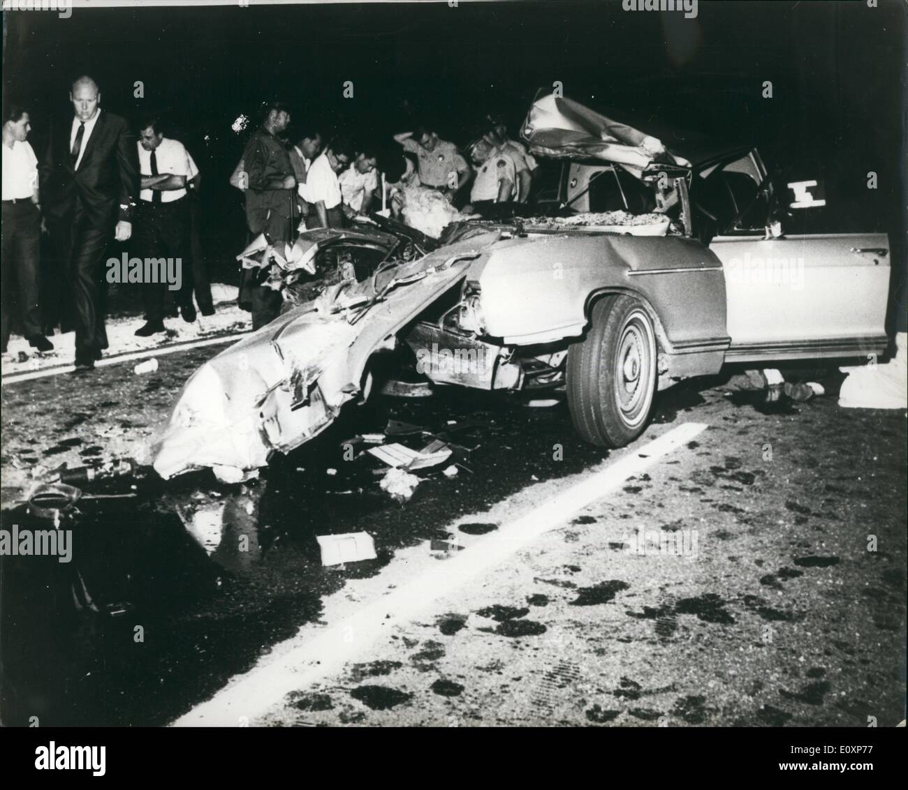 Jul 07 1967 Jayne Mansfield Killed In Car Crashphoto Shows The