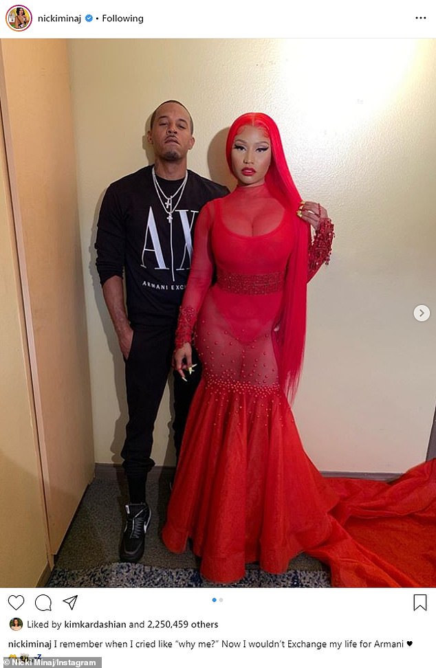 Nicki Minaj Hints Shes Pregnant And Engaged To Sex Offender Kenneth