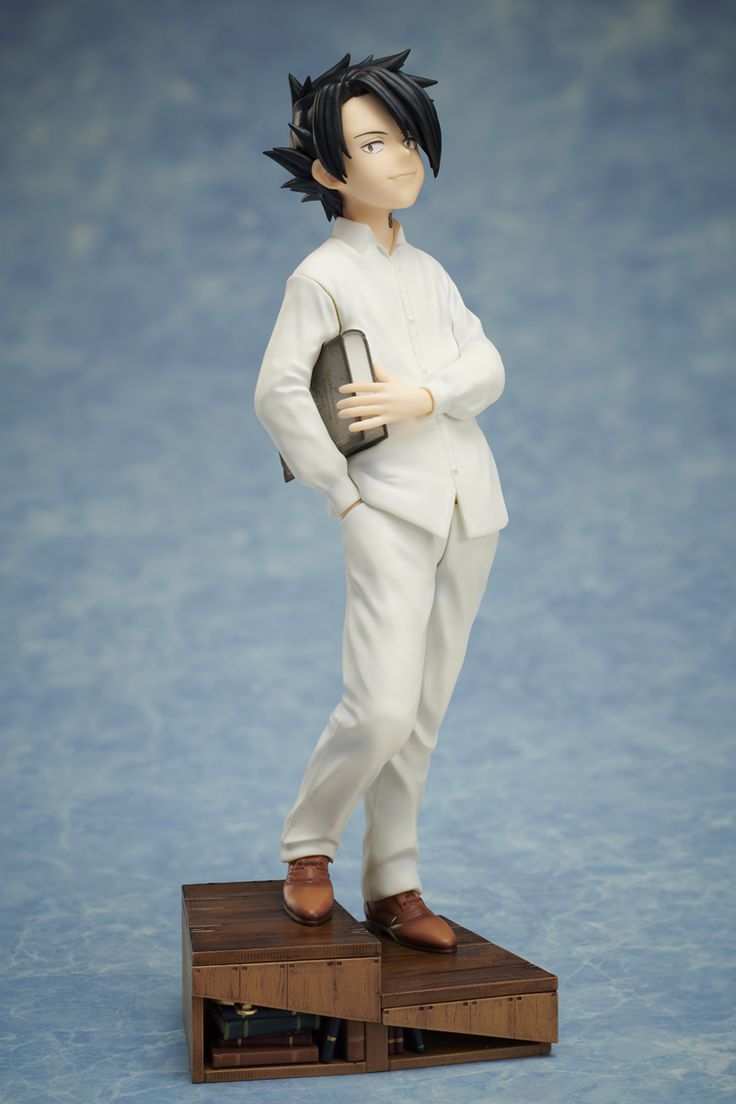 Ray The Promised Neverland Figure In 2022 Neverland Anime Figures