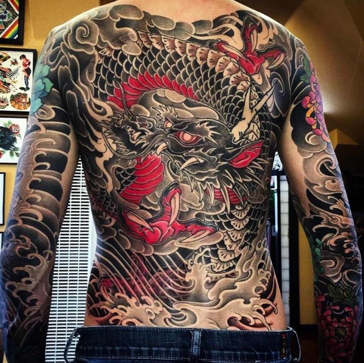 Pin De 🀄️ En Asian Ink Tatuajes De Dragones Japoneses Diseños De