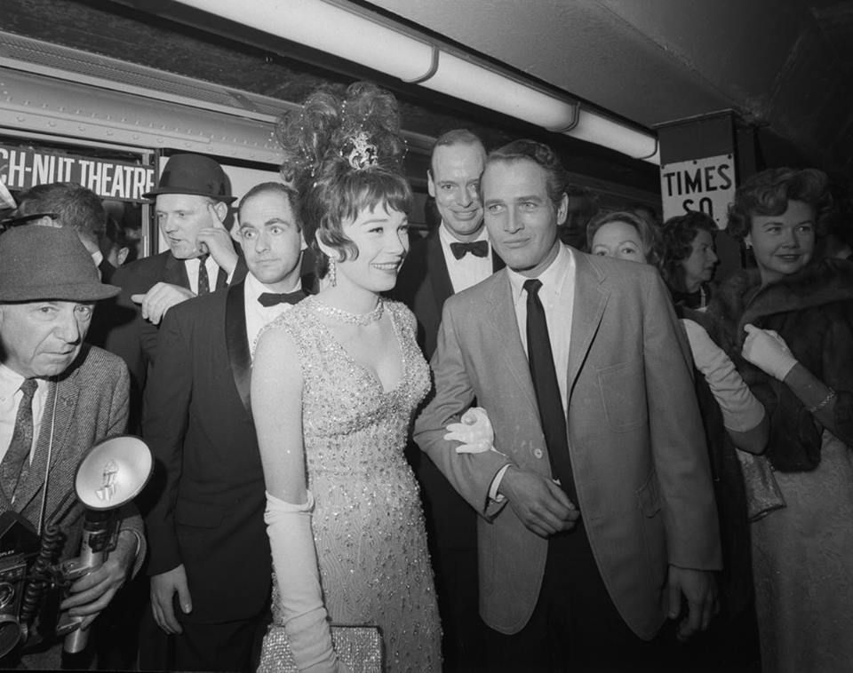 Worlds Fair Subway Day Shirley Maclaine And Paul Newman 1964 Photo By