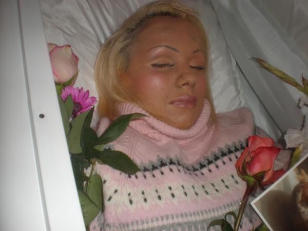 Andrea In Her Open Casket During Her Funeral Post Mortem Pictures