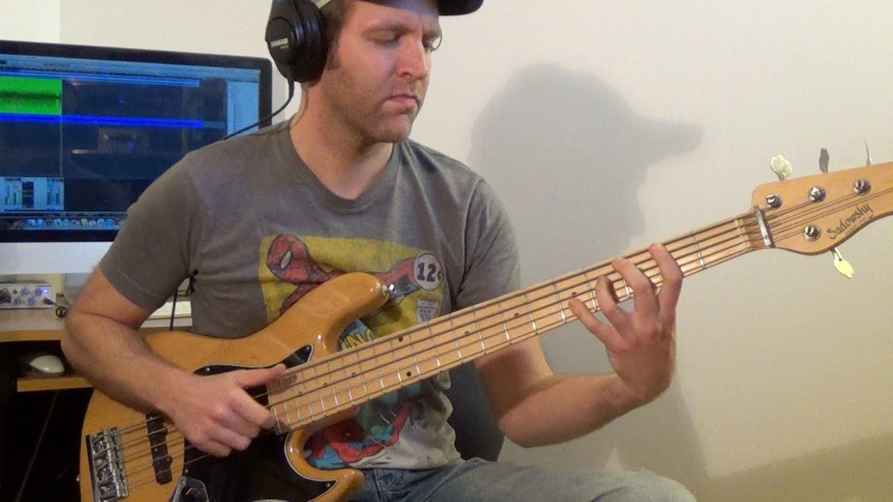 Red Hot Chili Peppers Naked In The Rain Bass Cover 5 String Version