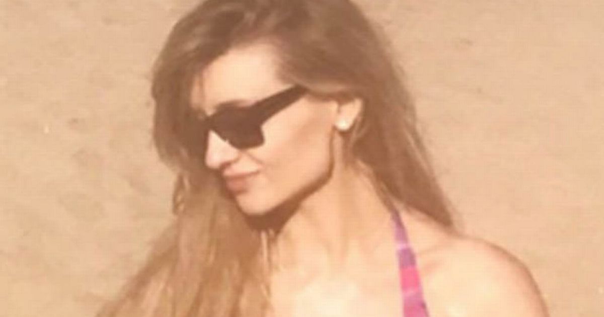 Corries Catherine Tyldesley Embroiled In Bikini Conspiracy As Pic Is