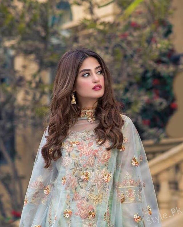 Latest Pictures Of Sajal Ali Gives A Pure Traditional Vibe