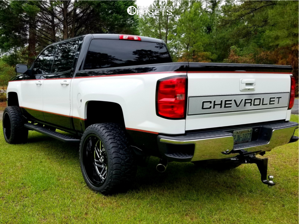 2018 Chevrolet Silverado 1500 Hostile Jigsaw Rough Country Suspension