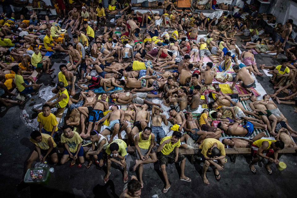 Philippinen 3800 Insassen In Gefängnis Für 800 Häftlinge