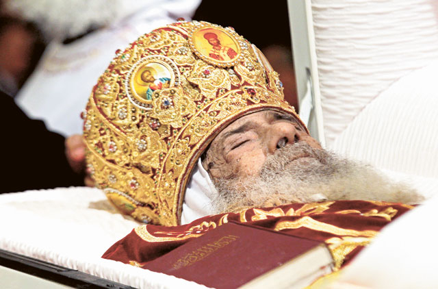 Pope Shenouda Laid To Rest Mena Gulf News