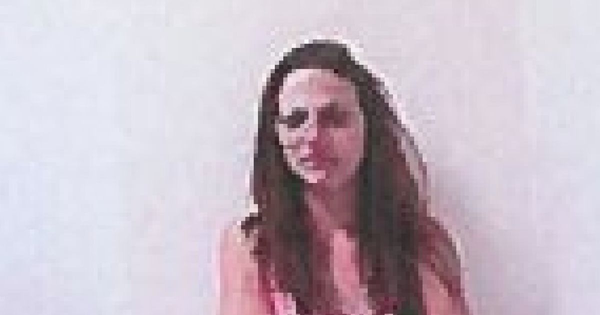 Rachel Gossett Drunk Woman Caught Having Sex In Car Park Tries To