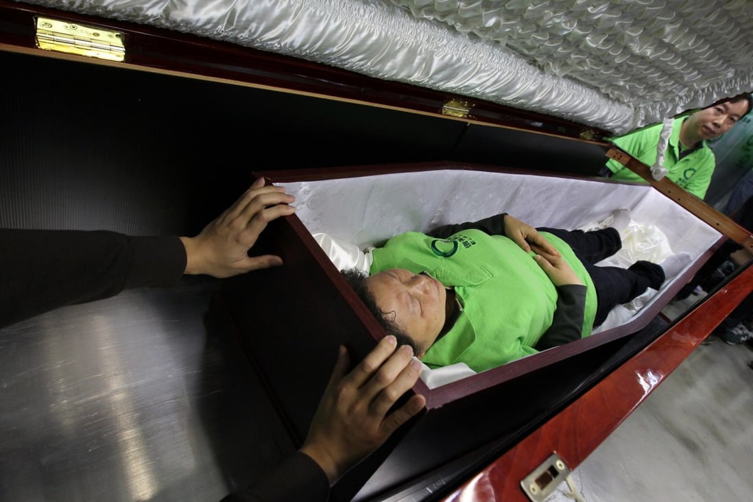 Hongkongers Urged To Choose Reusable Coffin To Help Save The Planet