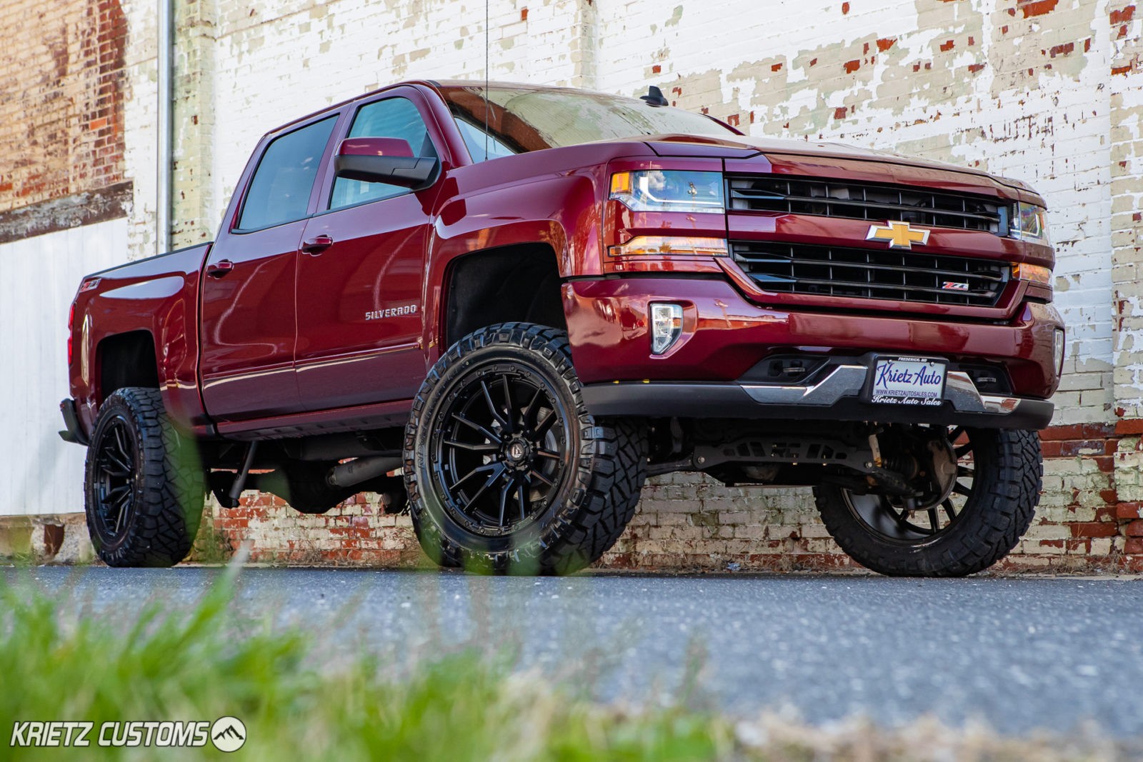 Lifted 2017 Chevy Silverado 1500 With 22×10 Fuel Rebel Wheels And 7