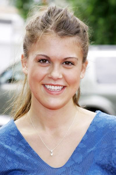 Shows Miss Female Lindsey Shaw Images