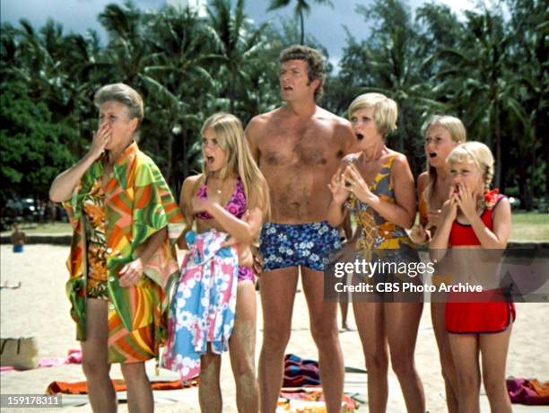 Brady Bunch Hawaii Photos And Premium High Res Pictures Getty Images