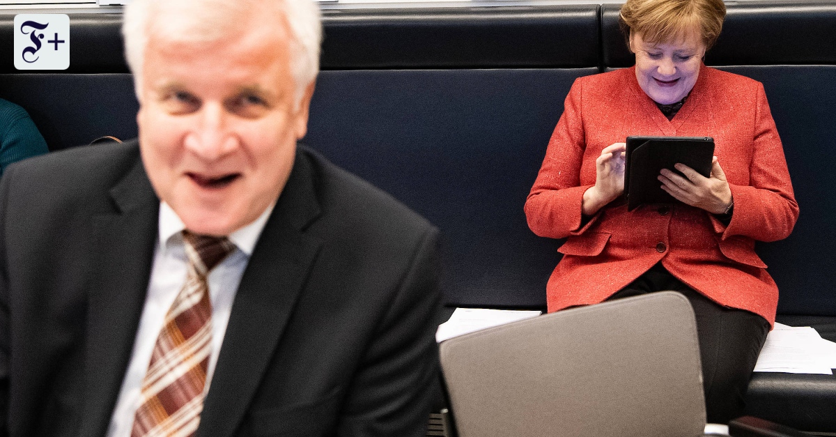 Merkel Und Seehofer Ziehen Sich Langsam Zurück