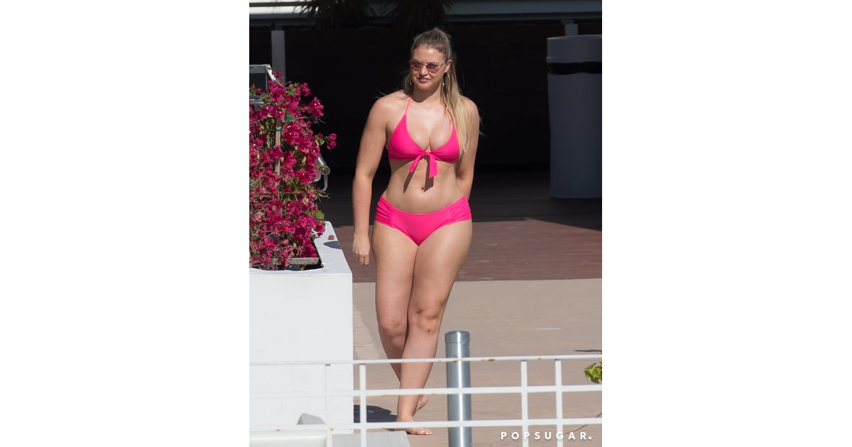 Iskra Wearing Her Pink Bikini In Miami December 2017 Iskra Lawrence
