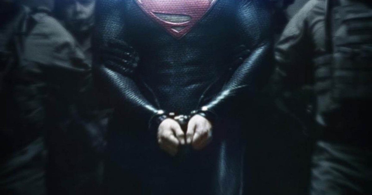 New Man Of Steel Poster Shows Henry Cavills Superman In Chains Metro