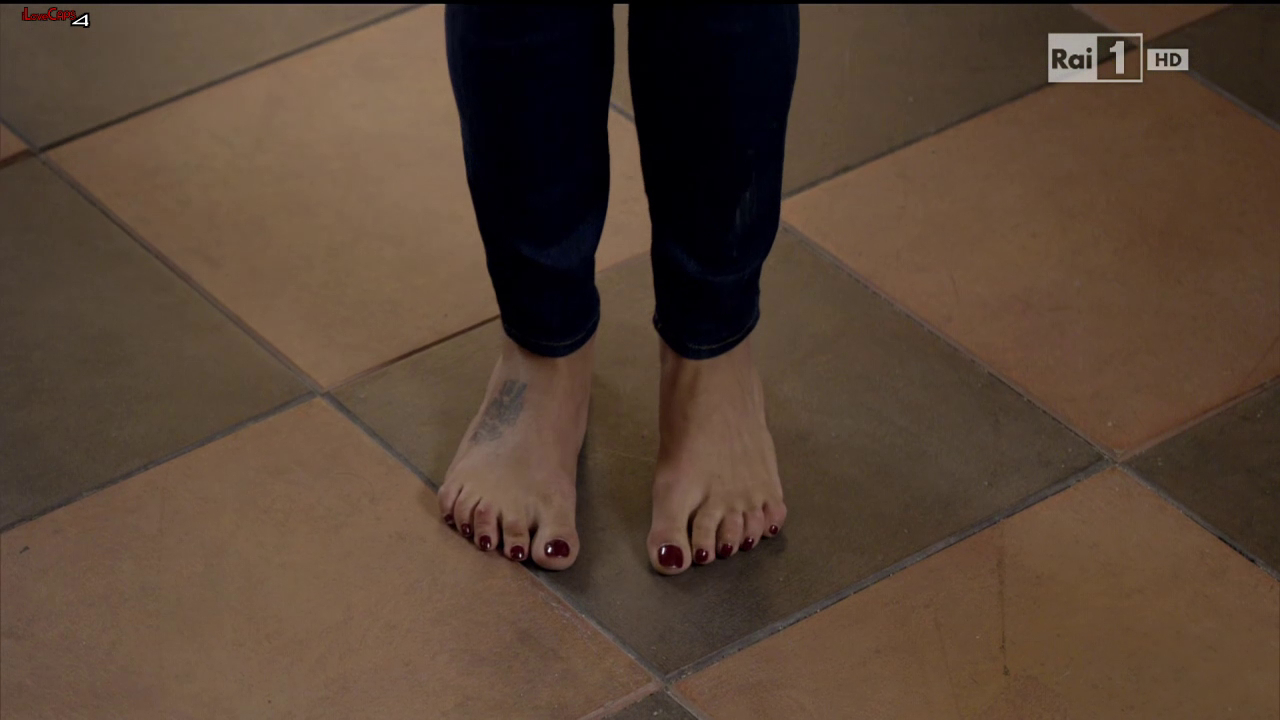 Francesca Chillemis Feet