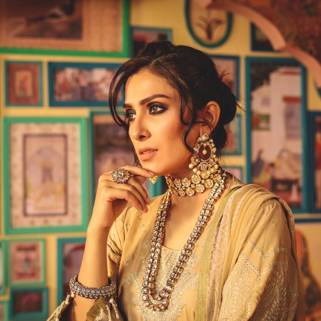 Latest Photo Shoot Of Beautiful Ayeza Khan For Alkaram Reviewitpk