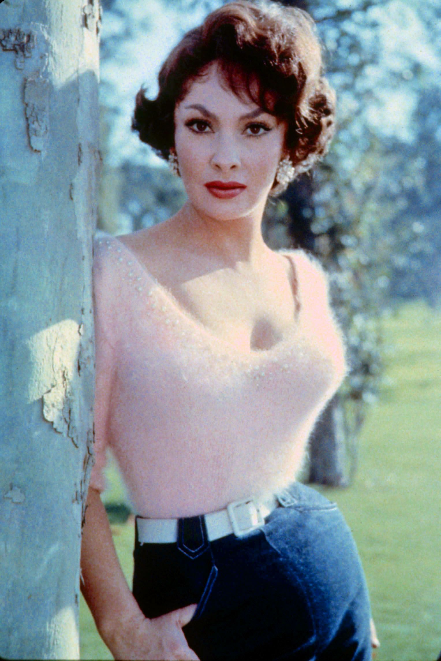 Actress Gina Lollobrigida 1950s Sweater Girl Classic