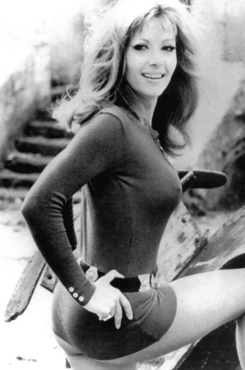 Actresses Sex Symbols Of The 60s 70s List Retro Pinterest