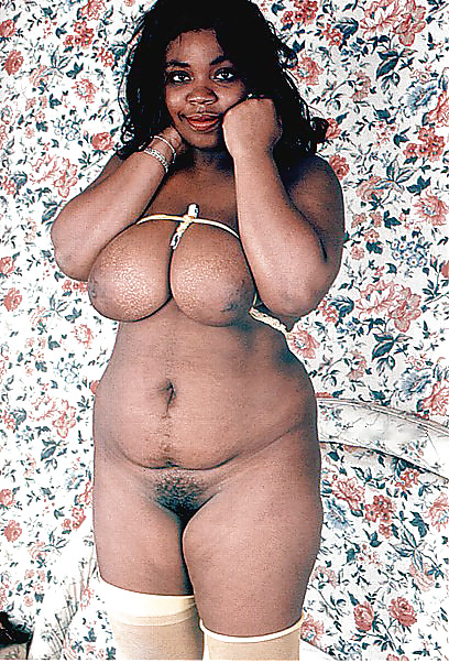 Dark Bbw Showing Off Her Curvy Body Porn Pictures Xxx Photos Sex