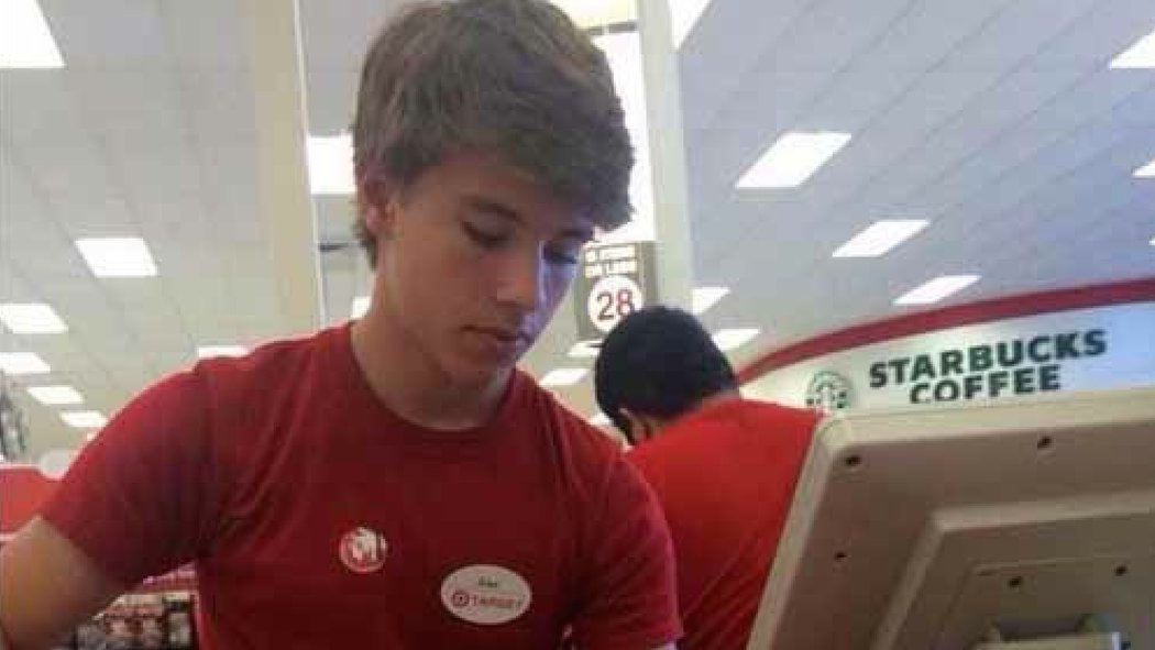 Known As ‘alex From Target Teenage Clerk Rises To Star On Twitter And