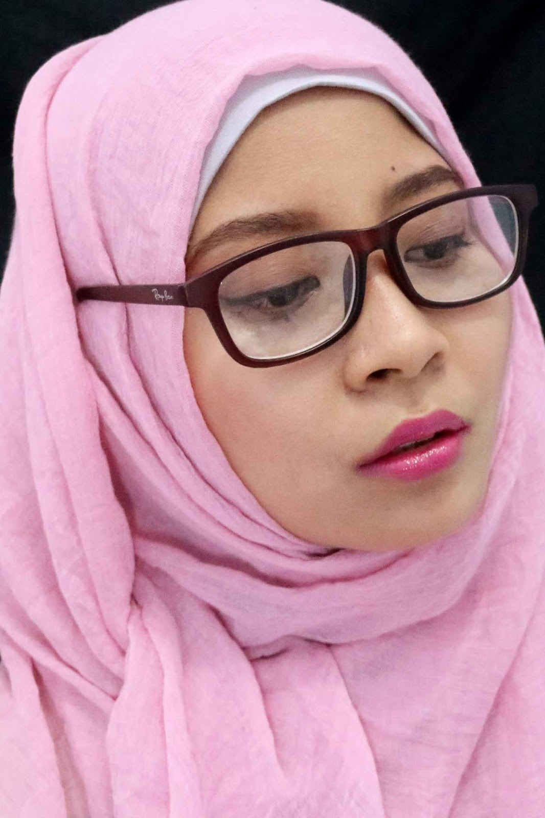 Kumpulan Foto Cewek Igo Hijab Selfie Yang Cantik Dan Manis