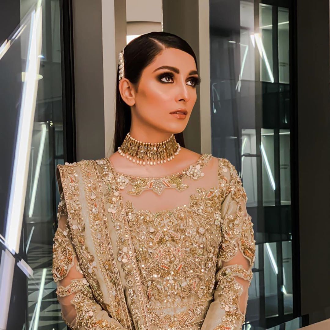 Beautiful Photoshoot Of Ayeza Khan In Bridal Dress For Plbw 2019 Top